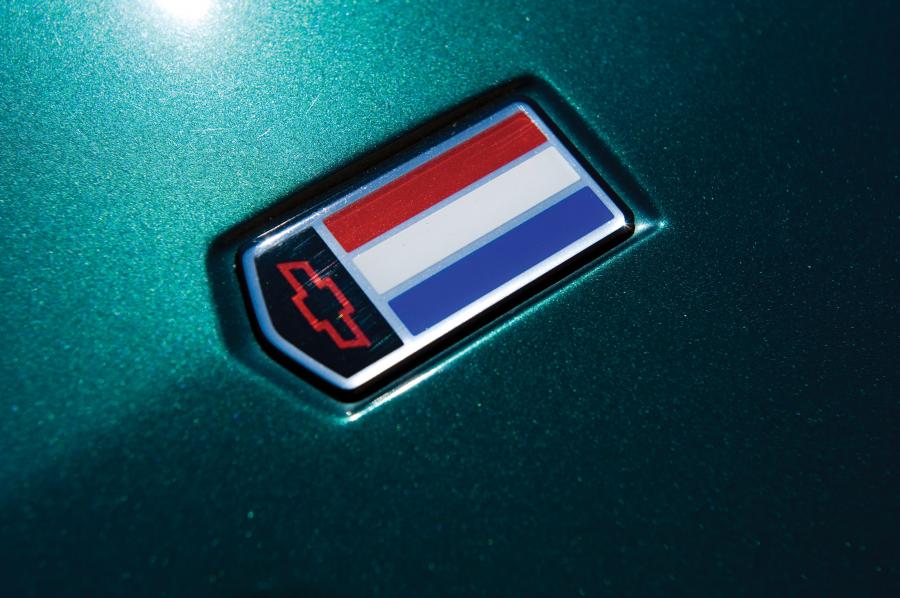 Детали экстерьера Chevrolet Camaro Z28 Coupe 1997 года  (фото 3 из 6)